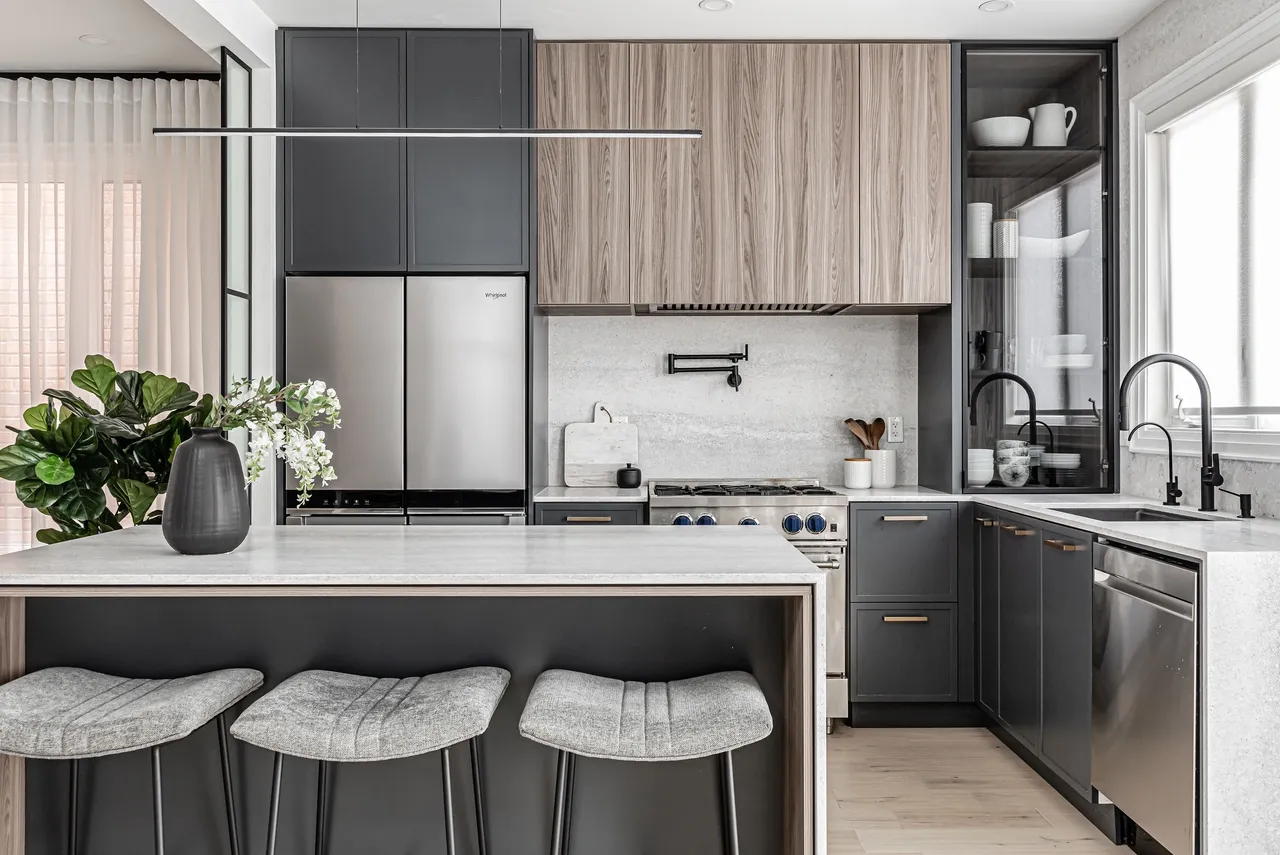 Contemporary Kitchen — Richmond Hill